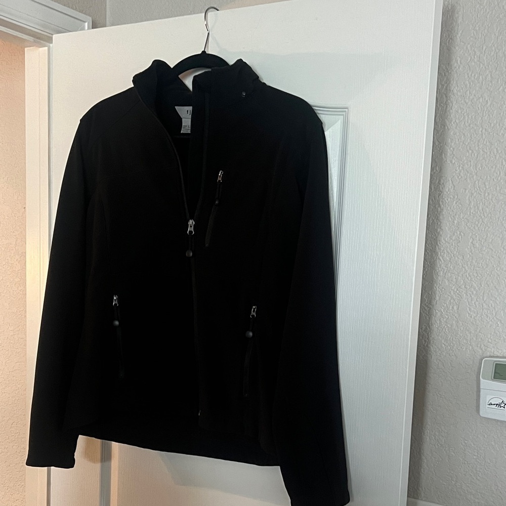 FLASH SALE
FJALL Black Zip-Up Jacket-women's -L